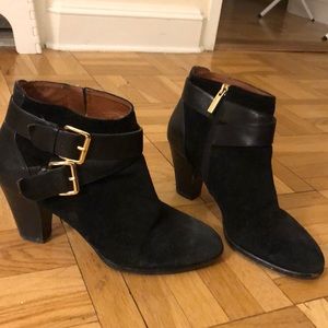 Louise et Cie Shoes - Louise et Cie black suede booties Louise et Cie Shoes - Louise et Cie black suede booties